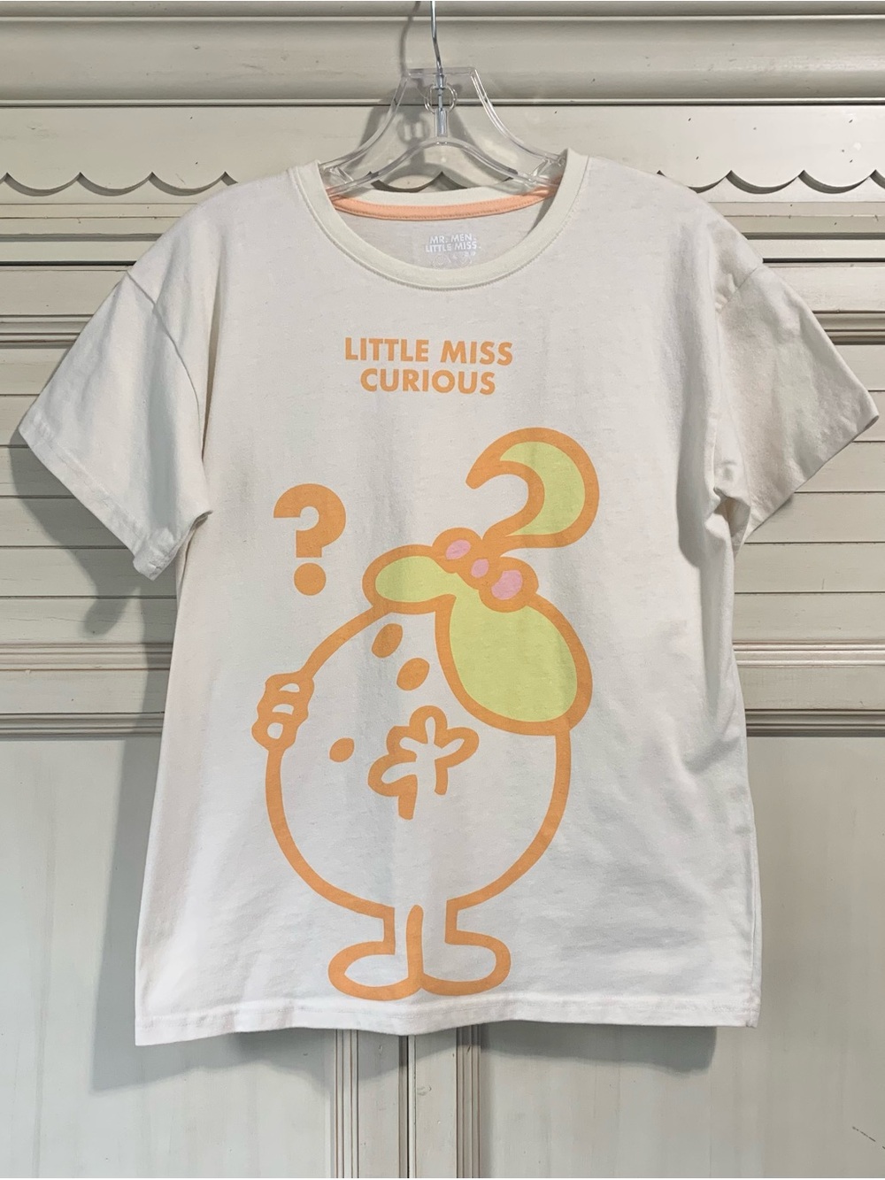 Little Miss Curious Tshirt Women’s Size XL Little Miss Sunshine And Friends